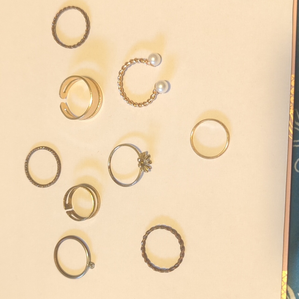 assorted rings
